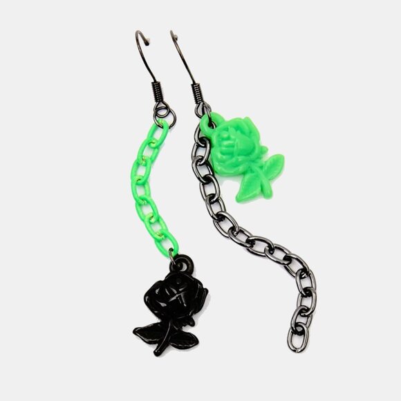 2/$20 Dolls Kill Thorns Of Love Mismatched Drop Earrings - Picture 1 of 6